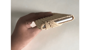 Lacy-Leafy-Phone-Cozy-Crochet-Pattern-Graphics-108770037-2-580×386